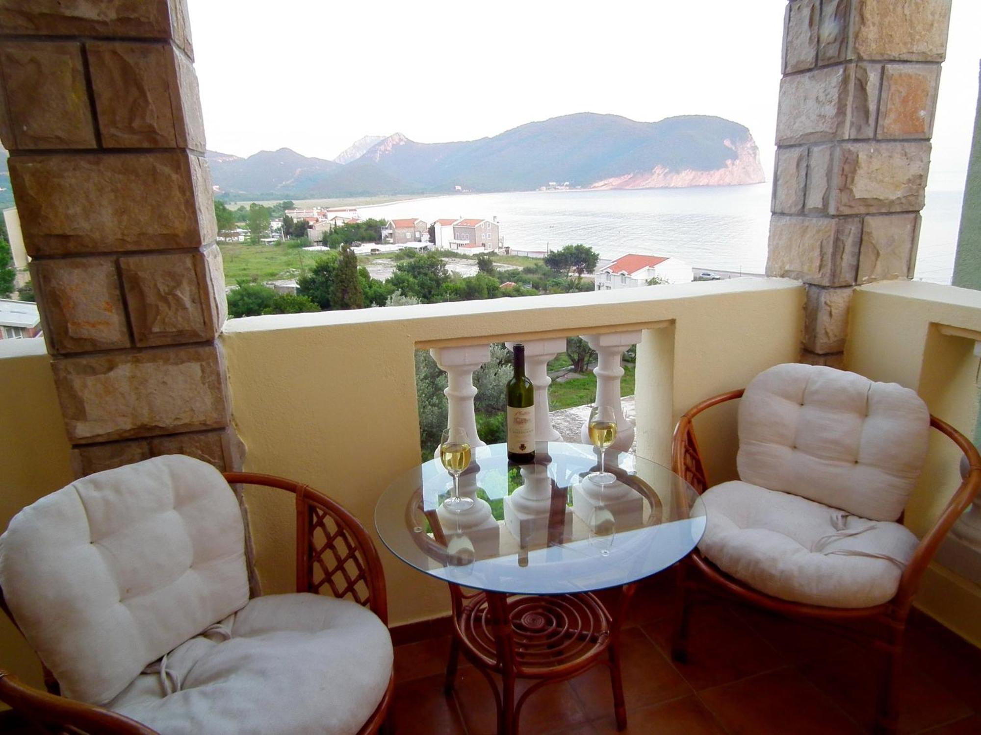 Castellamare Residence Petrovac Exterior photo