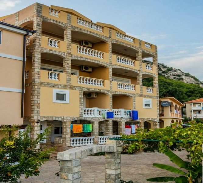 Castellamare Residence Petrovac Exterior photo