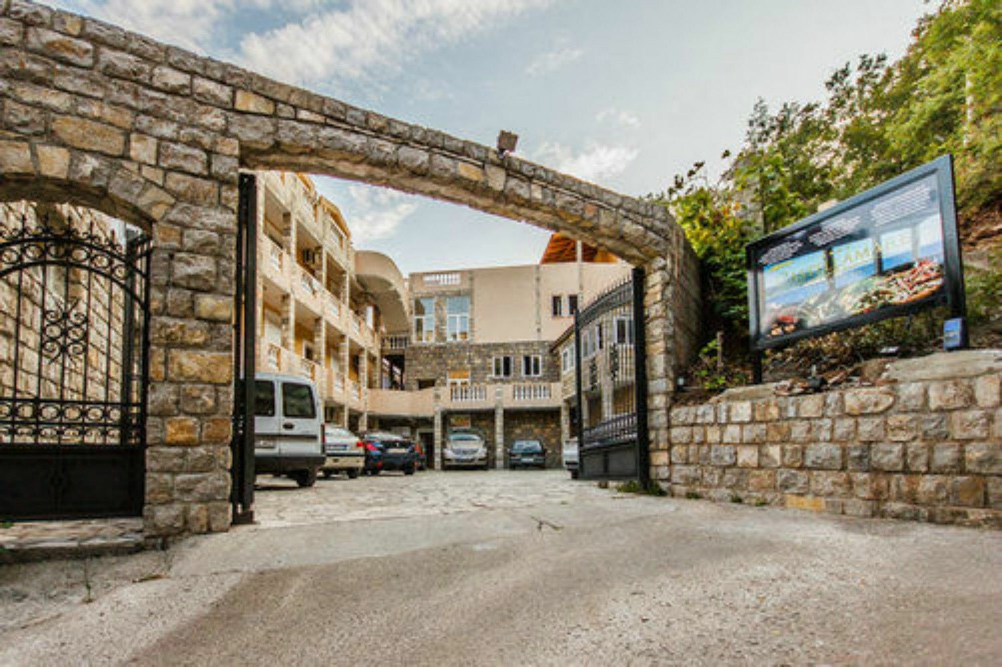 Castellamare Residence Petrovac Exterior photo